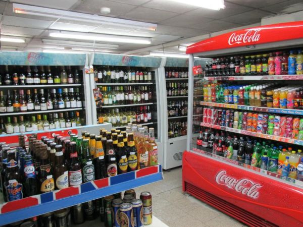 Well located off-licence located in Stoke Newington 
Tel.02034781997